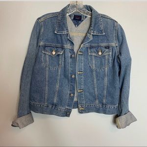 TOMMY HILFIGER CROPPED JEAN JACKET SIZE MEDIUM